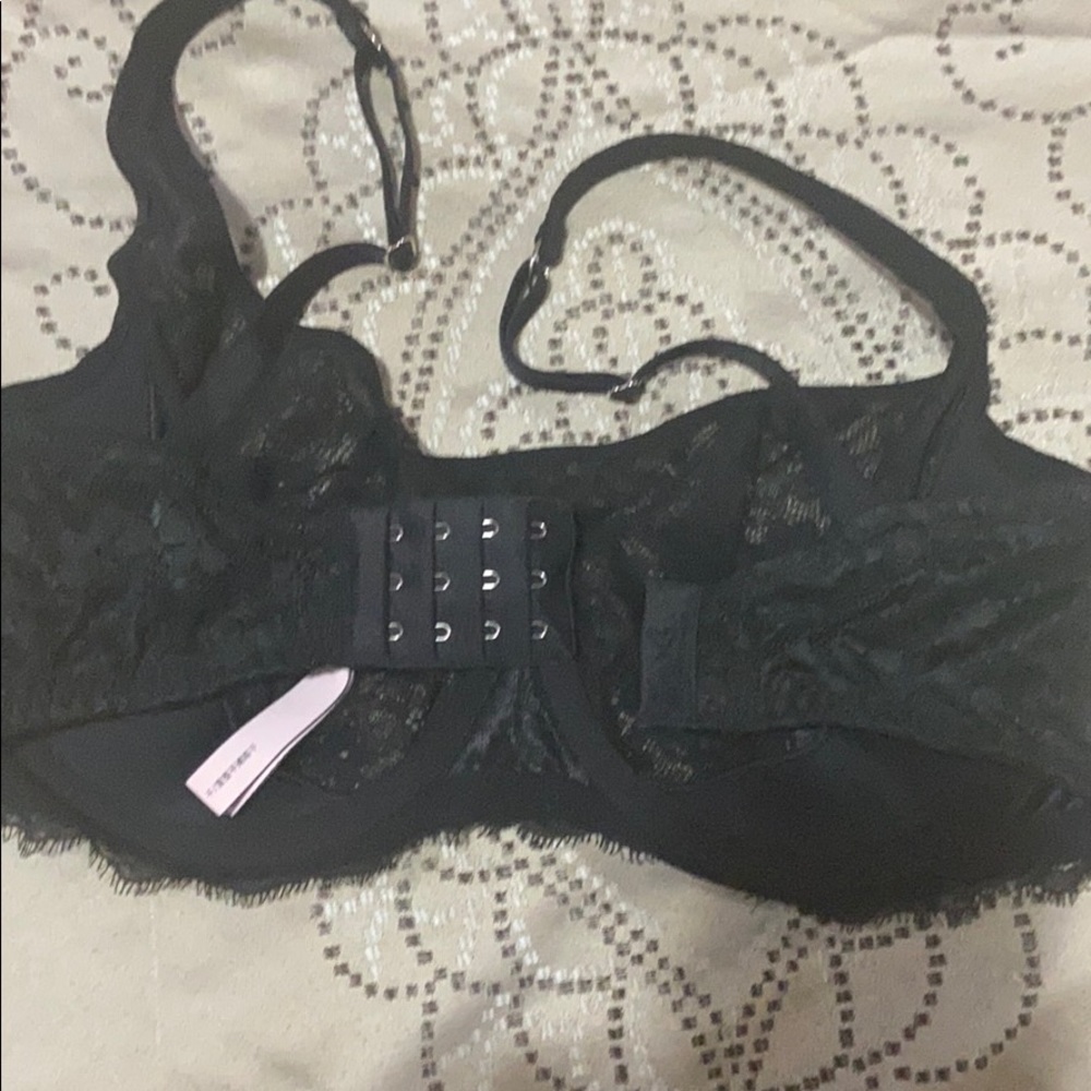 Sexy black bra nwot - Picture 3 of 3